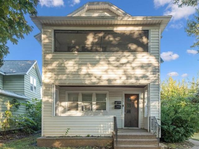 House for sale in Clinton, Iowa