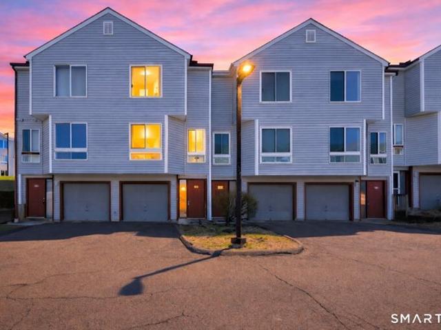 Townhouse for sale in New Haven, Connecticut