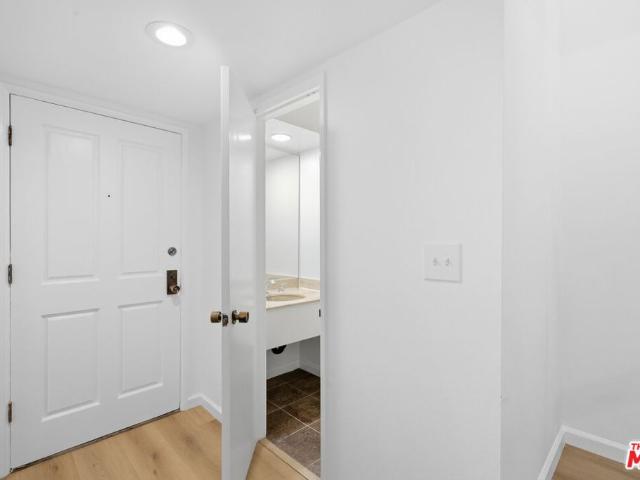 Property for rent in Canoga Park, California