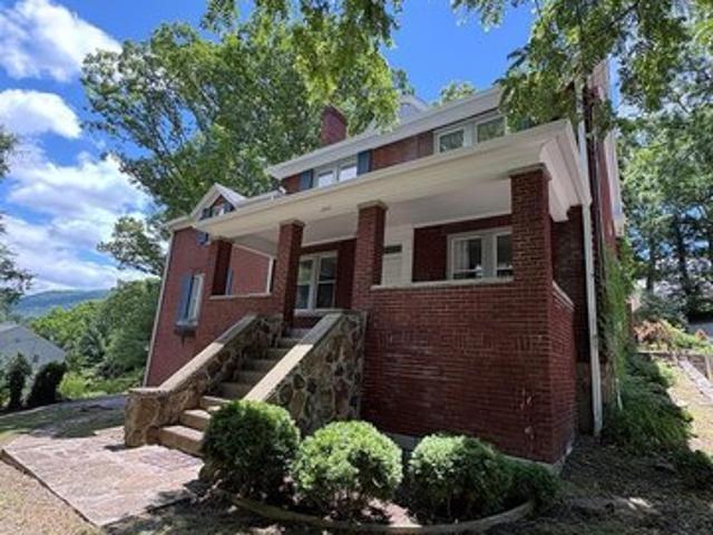 House for sale in Bluefield, West Virginia