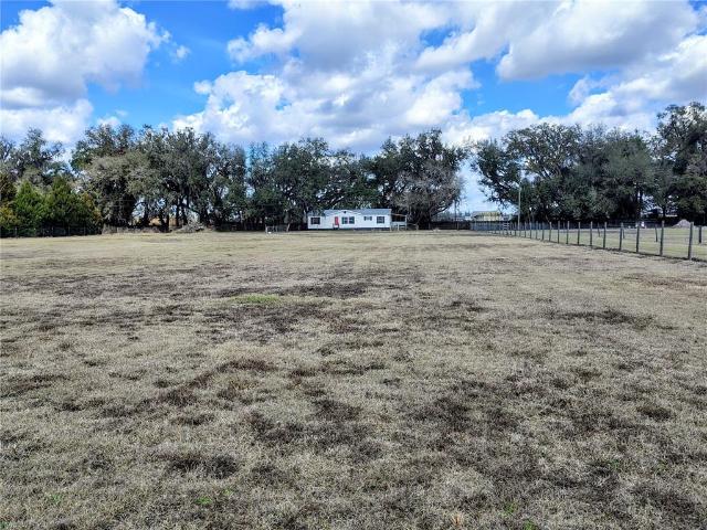 House for sale in Webster, Florida