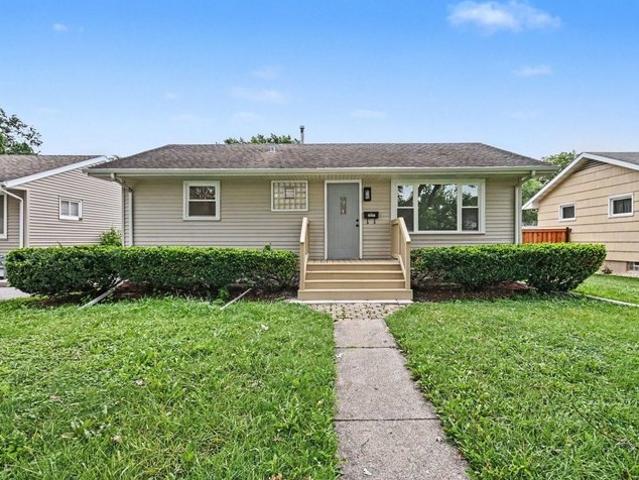 House for sale in Posen, Illinois