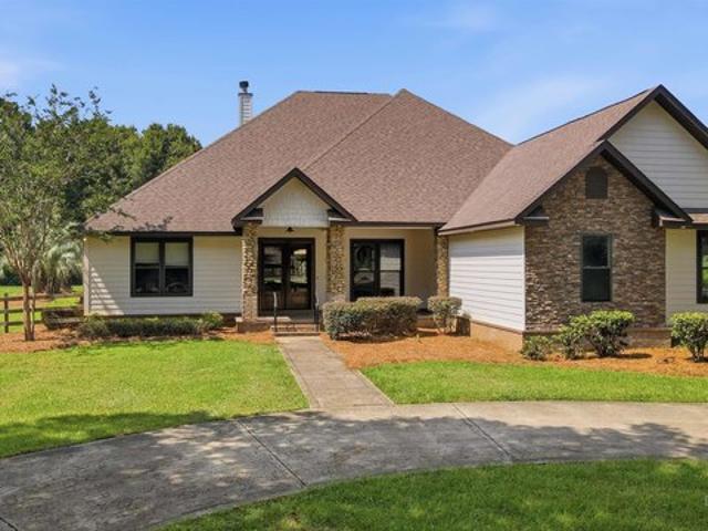 House for sale in Summerdale, Alabama