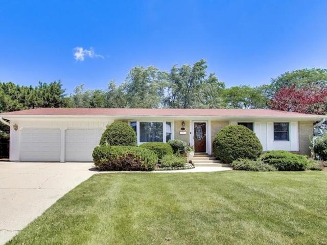 House for sale in Schaumburg, Illinois