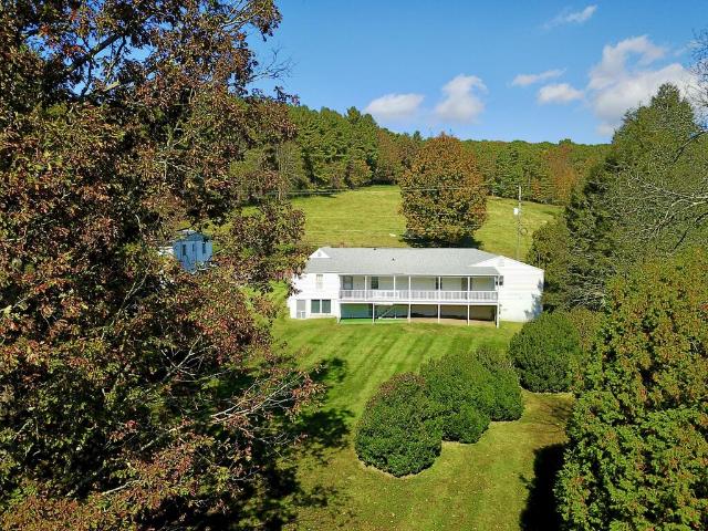 House for sale in Drenn, Galax