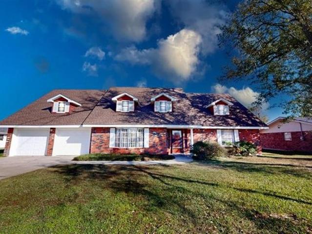 House for sale in Canoga Park, California