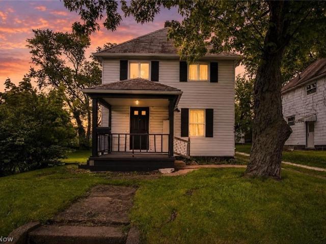 House for sale in Alliance, Stark County