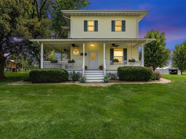 House for sale in Cedar, Iowa