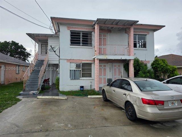 House for sale in Riviera Beach, Palm Beach County