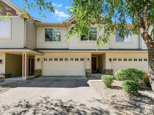Townhouse for sale in Prior Lake, Minnesota