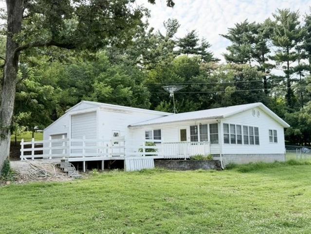 House for sale in Neosho, Missouri