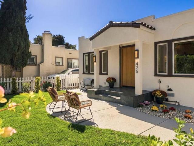 House for sale in Burlingame, San Mateo County