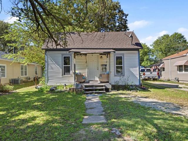 House for sale in Augusta, Butler County