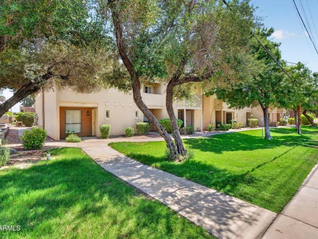 Townhouse for sale in Laveen, Arizona