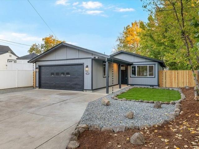 House for sale in Medford, Jackson County