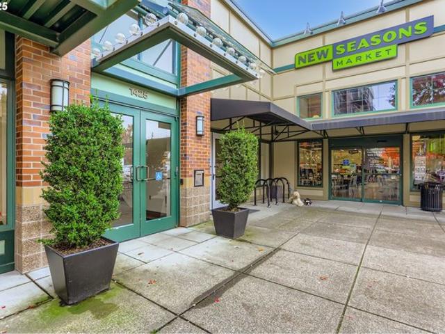 Condo for sale in Oregonia
