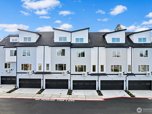 Townhouse for sale in Burien, Washington