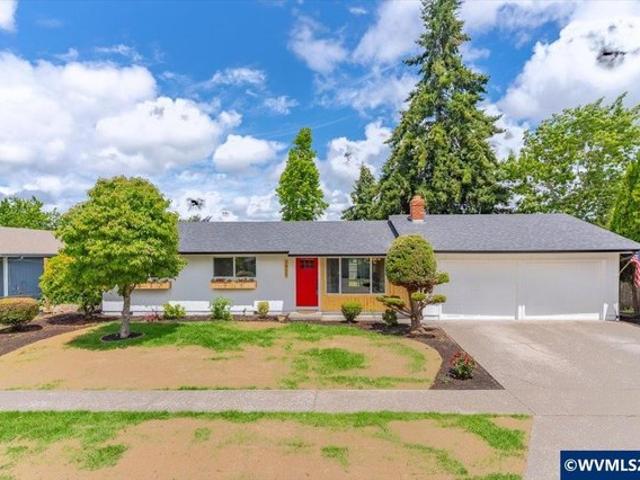 House for sale in Oregonia