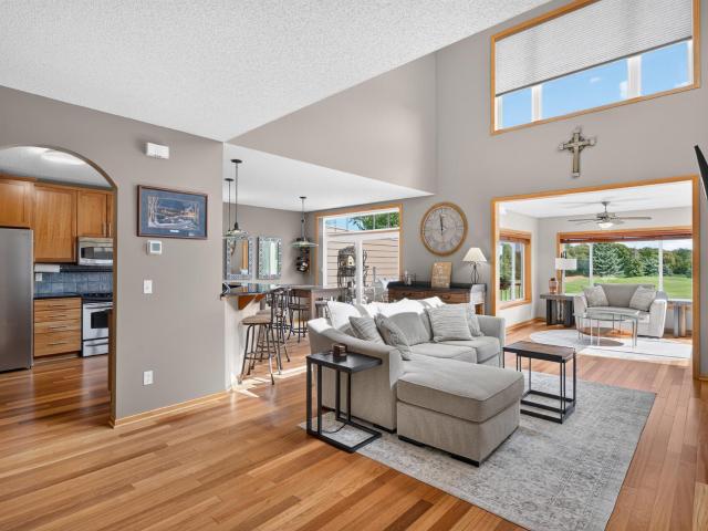 Townhouse for sale in Prior Lake, Scott County