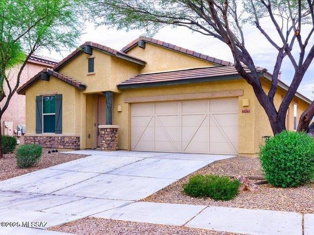 House for sale in Vail, Arizona