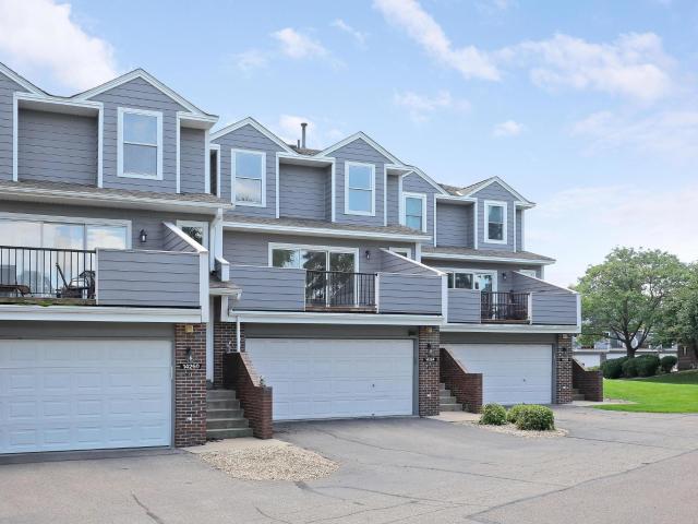 Townhouse for sale in Apple Valley