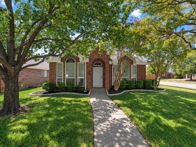 House for sale in Denton, Texas