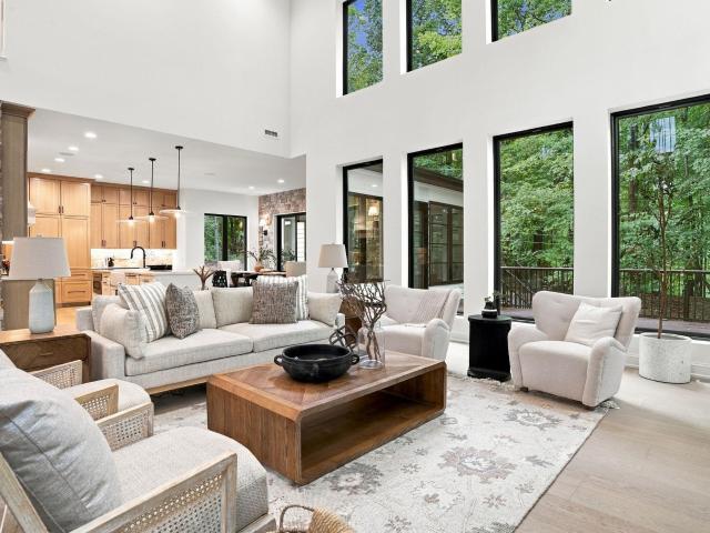 House for sale in Wayzata, Hennepin County