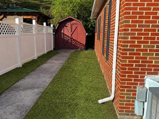 House for sale in Staffordsville, Kentucky