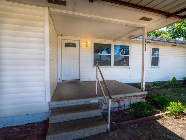 House for sale in Prague, Lincoln County