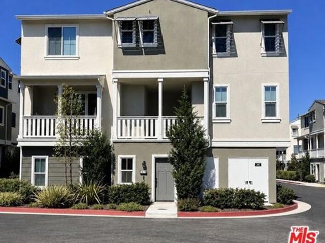 Condo for sale in Carson, California