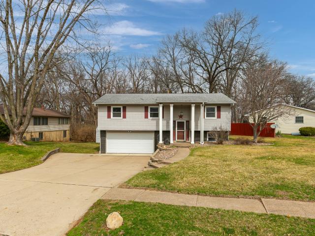 House for sale in Silvis, Illinois