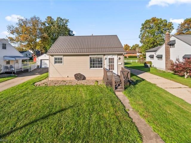 House for sale in Louisville, Stark County