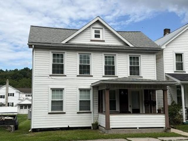 House for sale in Huntingdon, Pennsylvania