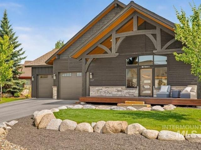 House for sale in Mccall, Idaho