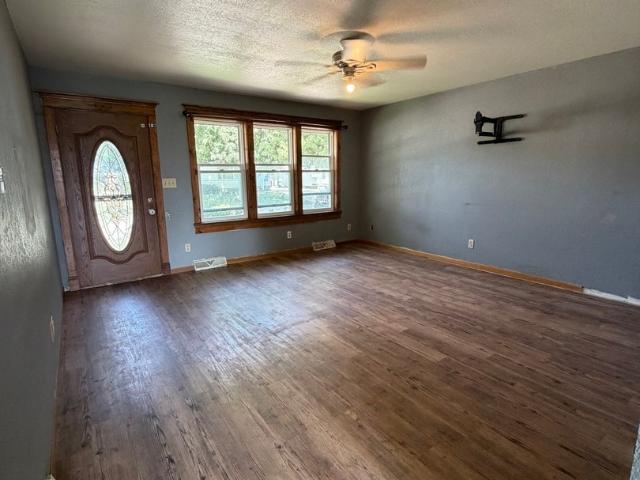 House for sale in Clinton, Iowa