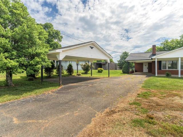 House for sale in Mount Airy, North Carolina