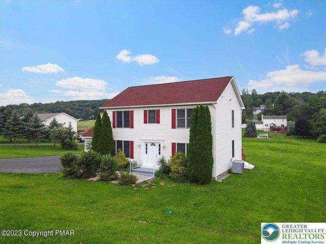 House for sale in Stroudsburg, Monroe County