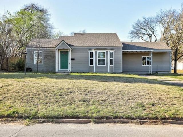 House for sale in Chickasha, Oklahoma