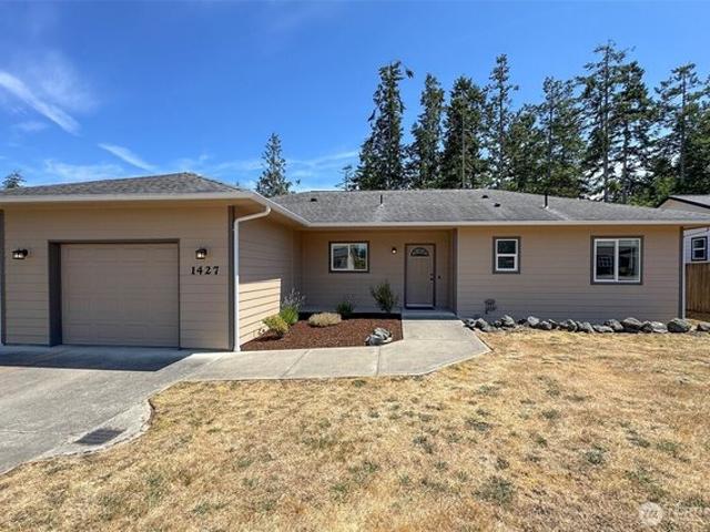 House for sale in Port Angeles, Washington