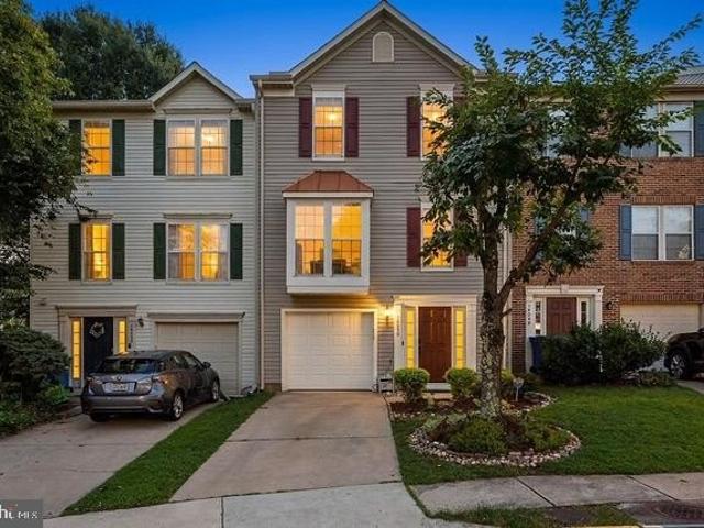 Townhouse for sale in Virginia
