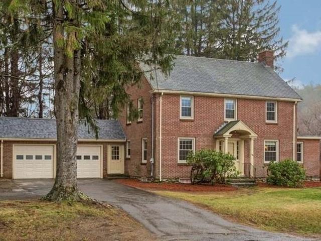 House for sale in Holden, Massachusetts