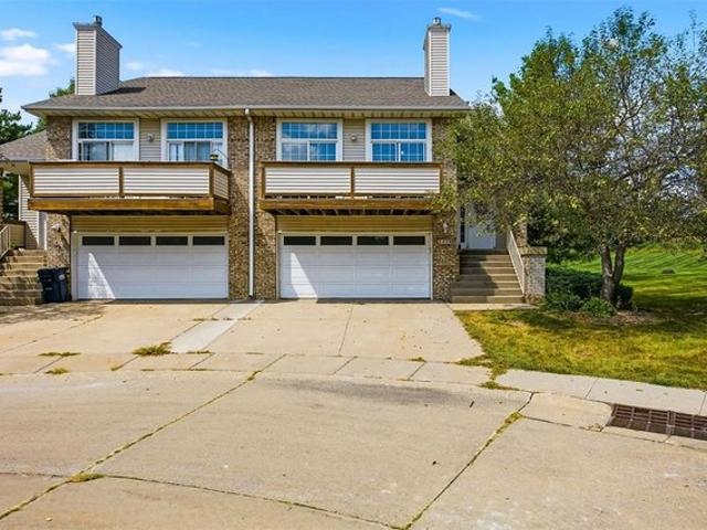 Condo for sale in Iowa City, Iowa