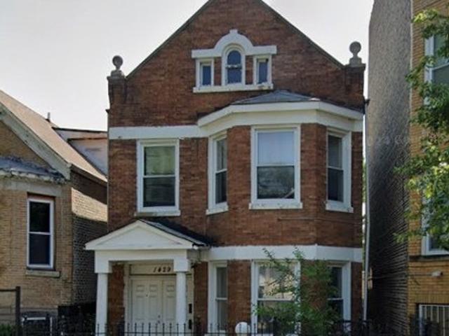 House for sale in Chicago, Cook County