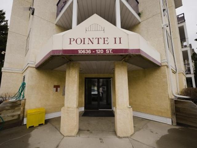 Condo for sale in Wedgewood, Alberta