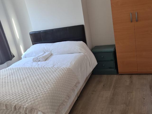 Apartment for rent in Bermondsey Village, Greater London