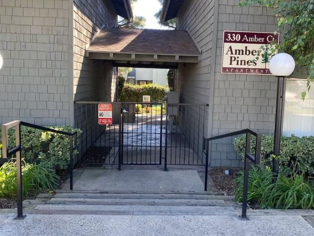 Apartment for rent in Upland, California