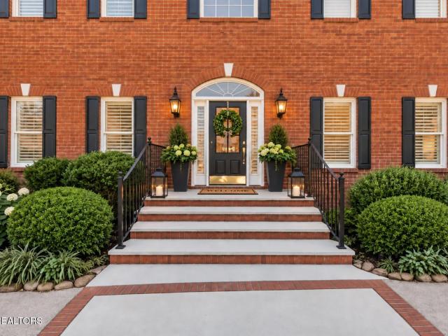 House for sale in Park Meade, Oak Ridge