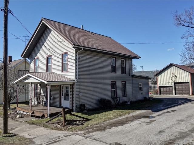 House for sale in Fredericksburg, Ohio
