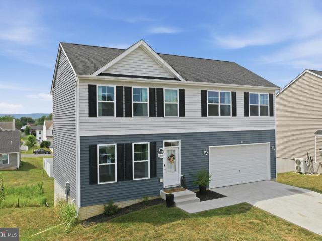 House for sale in Falling Waters, West Virginia
