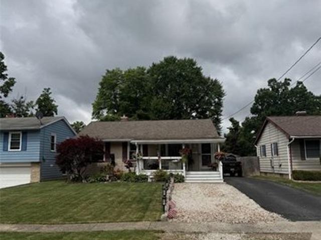 House for sale in Youngstown, Ohio